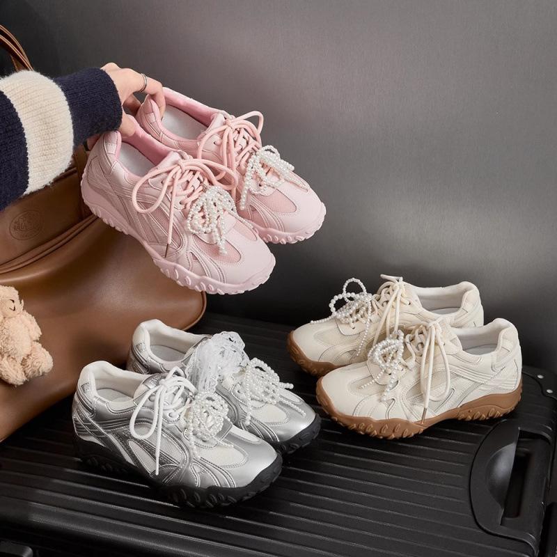 

Inner height-increasing German training shoes women s lace pearl summer new silver platform mesh casual sports shoes Forrest Gump shoes 40