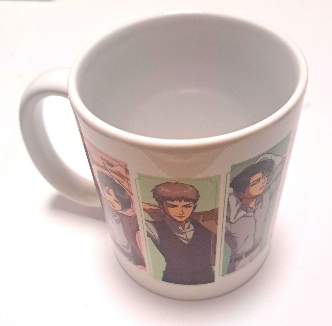 

[USED] Attack on Titan Mug