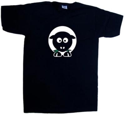 T-shirt con scollo a V e pecora dei cartoni animati