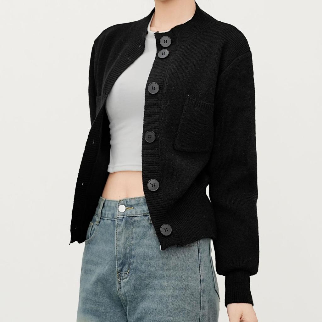 2025 Autumn/Winter Women's Petite Slim Knit Cardigan: Simple, Stylish & Casual with Pockets
