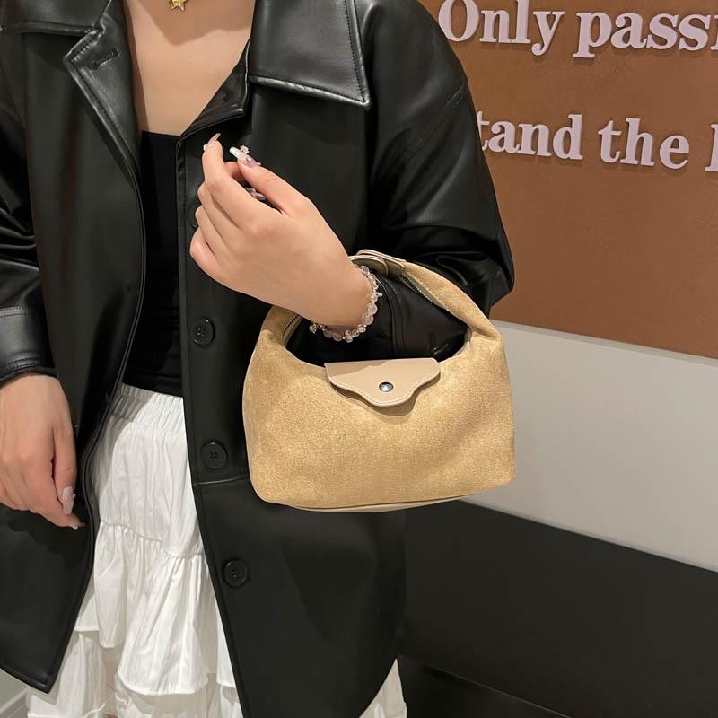 Niche Design Bag Women's High-end Dumpling Bag Simple and Fashionable Versatile Messenger Bag Women's Bag
