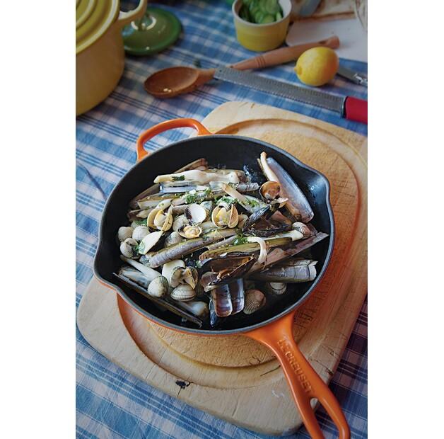 Чугунная сковорода/поднос Le Creuset Signature, круглая, 23 см, красного цвета (20182230900422)