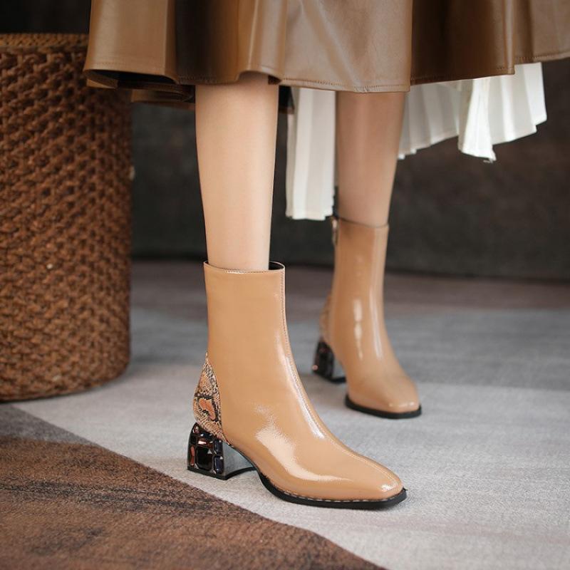 New middle heel round head patent leather Martin boots women's side zipper rubber sole Korean version square heel comfortable autumn and winter m