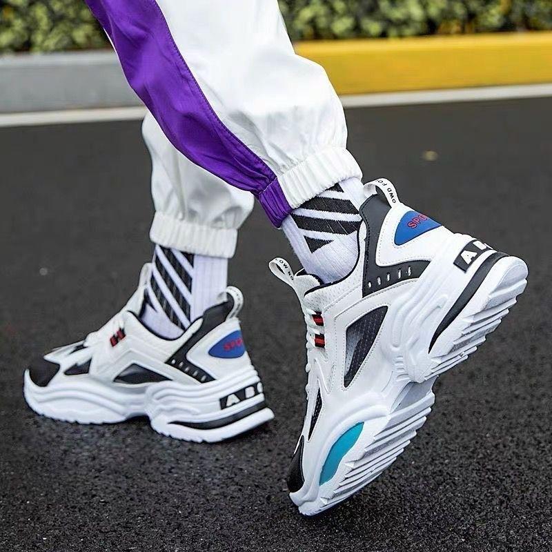 Men's Shoes Breathable Anti-odor Sports Casual Shoes Korean Version Increasing Height Old Man Shoes Men Skate Shoes