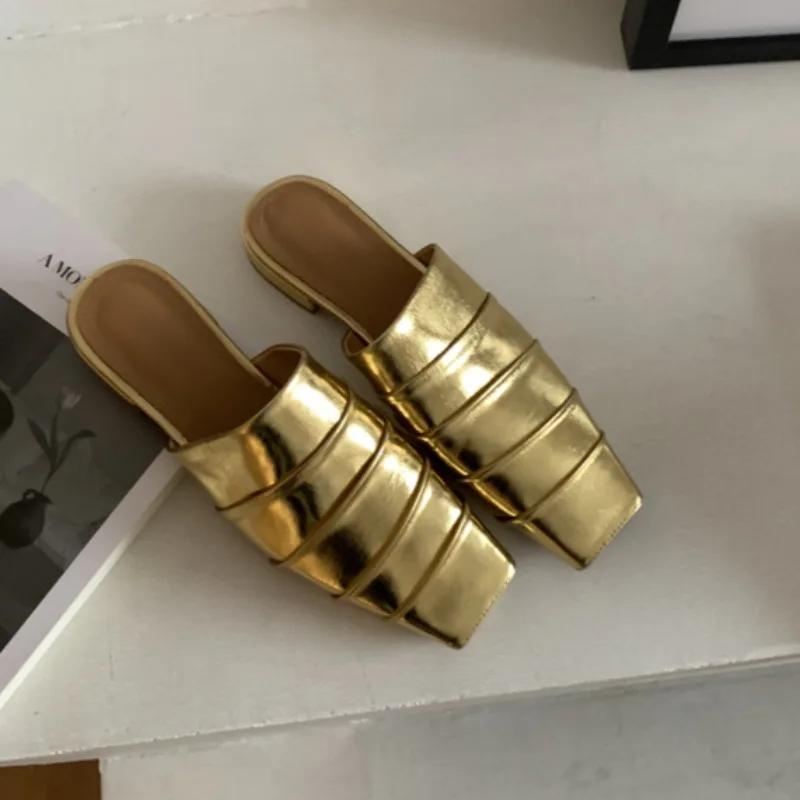 Fashion Women Casual Slippers 2025 New Summer Comfort Shoes Women Home Outdoor Daily Sandals Lightweight Designer Slippers Slides Women