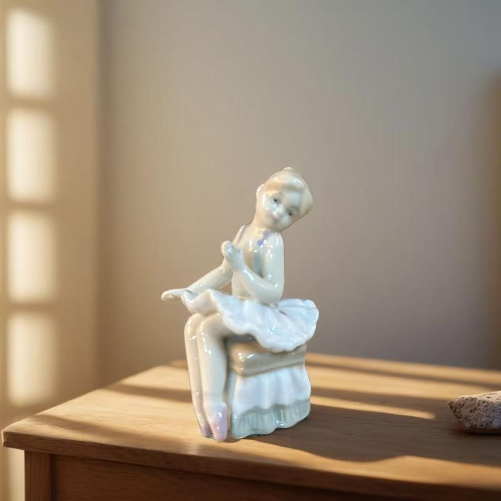 All ceramic hand-painted ceramic ballet little girl porcelain puppet decoration creative crafts