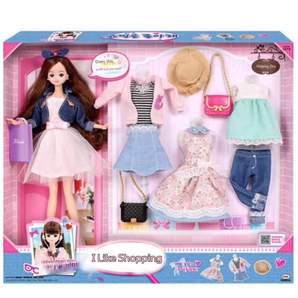 Seventeen Mimi likes Shopping