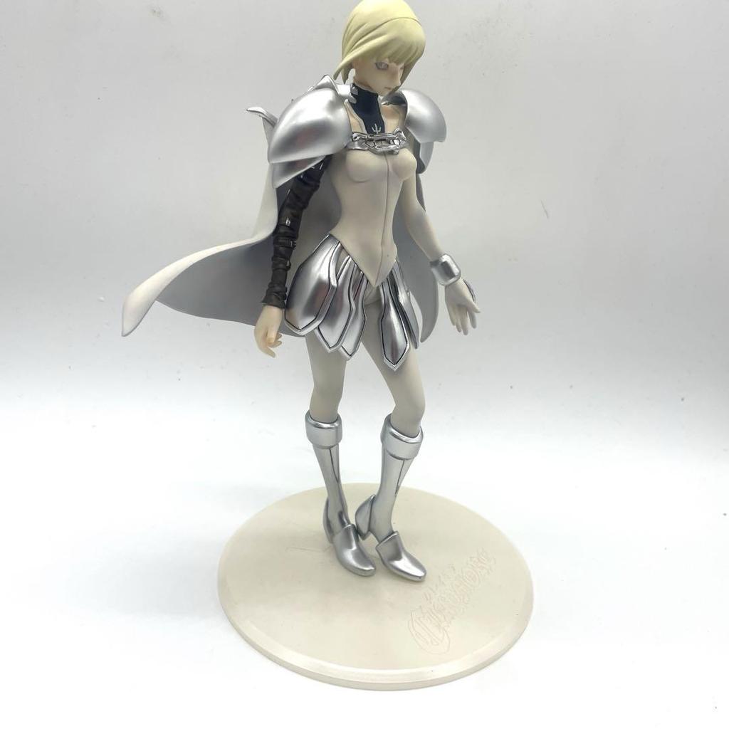 [USED] Claire Claymore Megahouse
