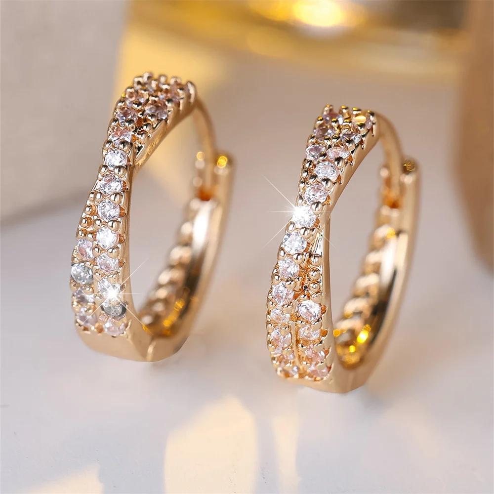 

Exquisite cross-design with a high level of appearance, diamond-like, and simple ear rings with a cold and distinctive style