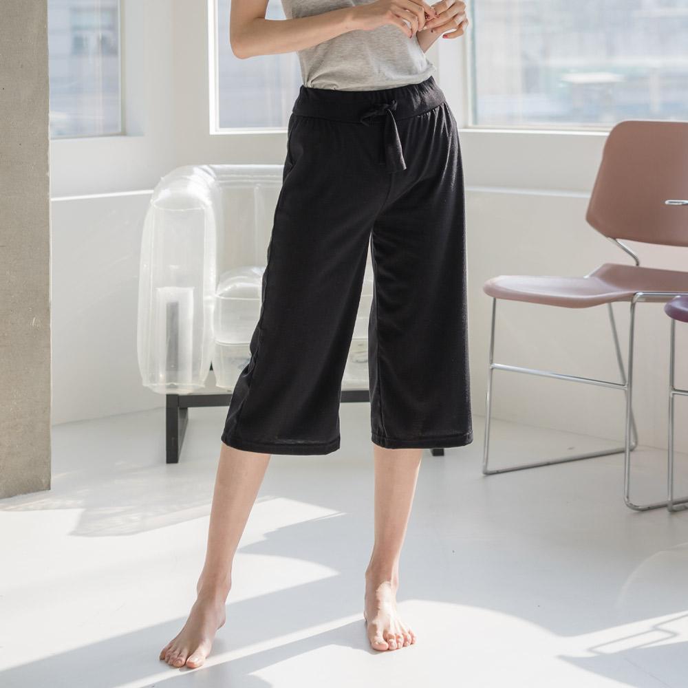A One Women'S Miss Yoga Half-Length Pants (66744)