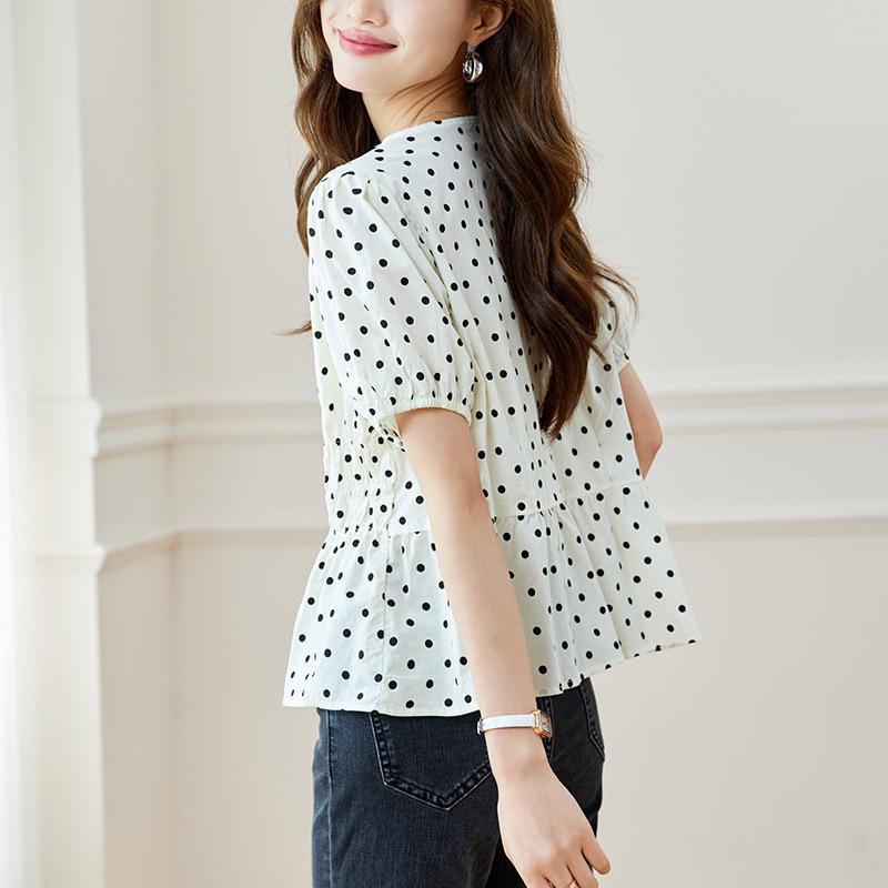 Polka Dot V-neck Blouse for Women Short-sleeved Summer Updated Style Lady Top