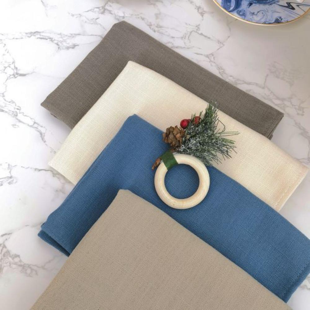 6pcs with Red Berries Christmas Pine Needle Napkin Ring Wooden Napkin Buckle Restaurant