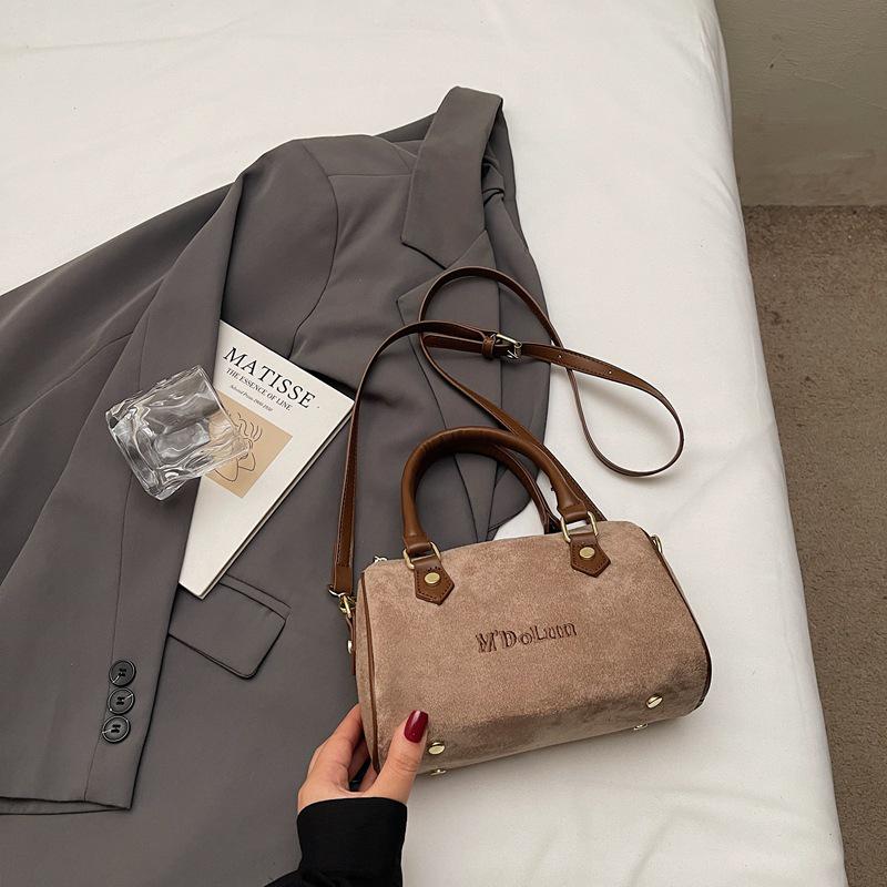 

2025 Ретро Замшевая Женская Сумка Кроссбоди - Универсальная, Повседневная, Модная Ручная Сумка-Подушка 21cm x 10cm x 13cm