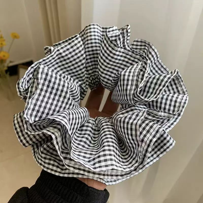 

1 шт. Ретро модная черно-белая клетчатая резинка для волос в виде большого кишечника, милая плиссированная повязка для волос с большим цветком-бутоном в стиле инс