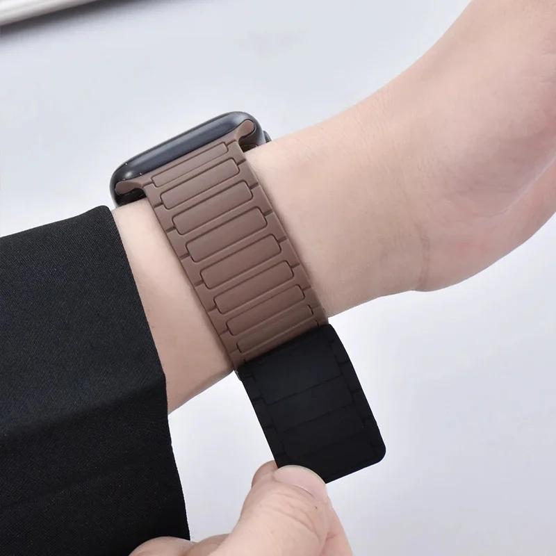 Silicone Strap for Apple Watch Band 49mm 46mm 42mm 45mm 44mm 41 40mm Bracelet iWatch Series 11 10 9 8 7 6 5 4 SE Ultra 3 2 49MM
