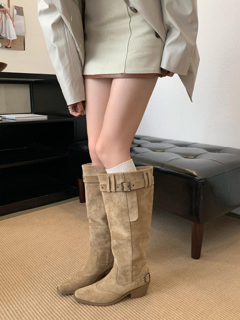 2025 Autumn and Winter New Knee Boots Women's Khaki Suede Pointed Boots Children Thick Heel Thin Pleated Piled Boots