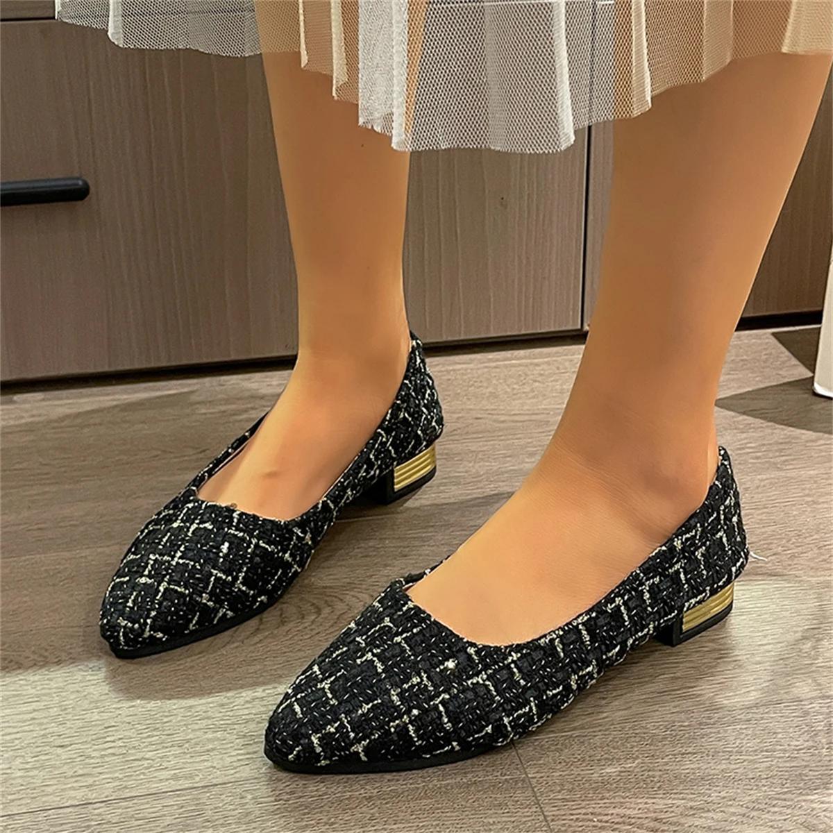 

2024 Весна и осень Новые однотонные женские туфли на низком каблуке светлого цвета, повседневные туфли без застежек, удобная резиновая обувь Zapatos 42 чёрный