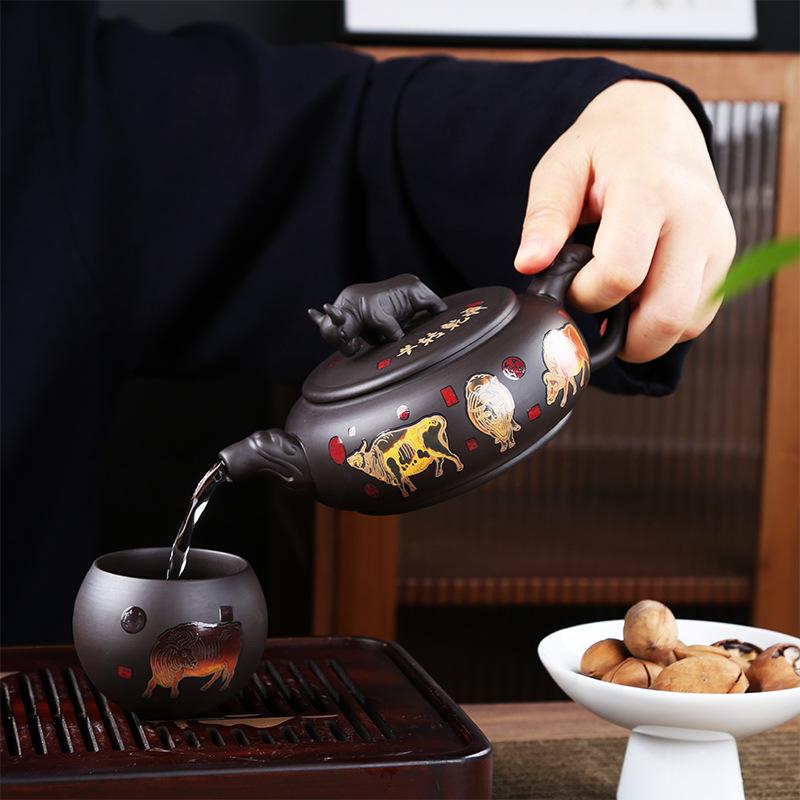 In Case of Heat, Discoloration and Water Break, Stand Upside Down, Fengming , Cow Turn To Qiankun Purple Sand Teapot, Handmade Teapot, Kung Fu Tea Set