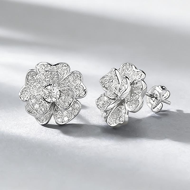 Exquisite S925 Silver Diamond Flower Stud Earrings - 2026 Fashionable Design