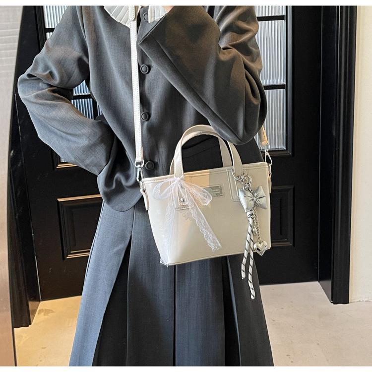 2025 Damers Mångsidiga Crossbody Tote-väska: Ledig, Moderiktig och Kompakt