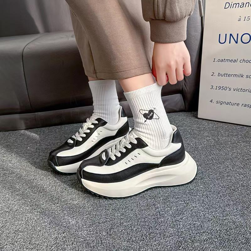 The first layer of cowhide dad shoes women's spring new sports and leisure shoes versatile and lightweight white shoes