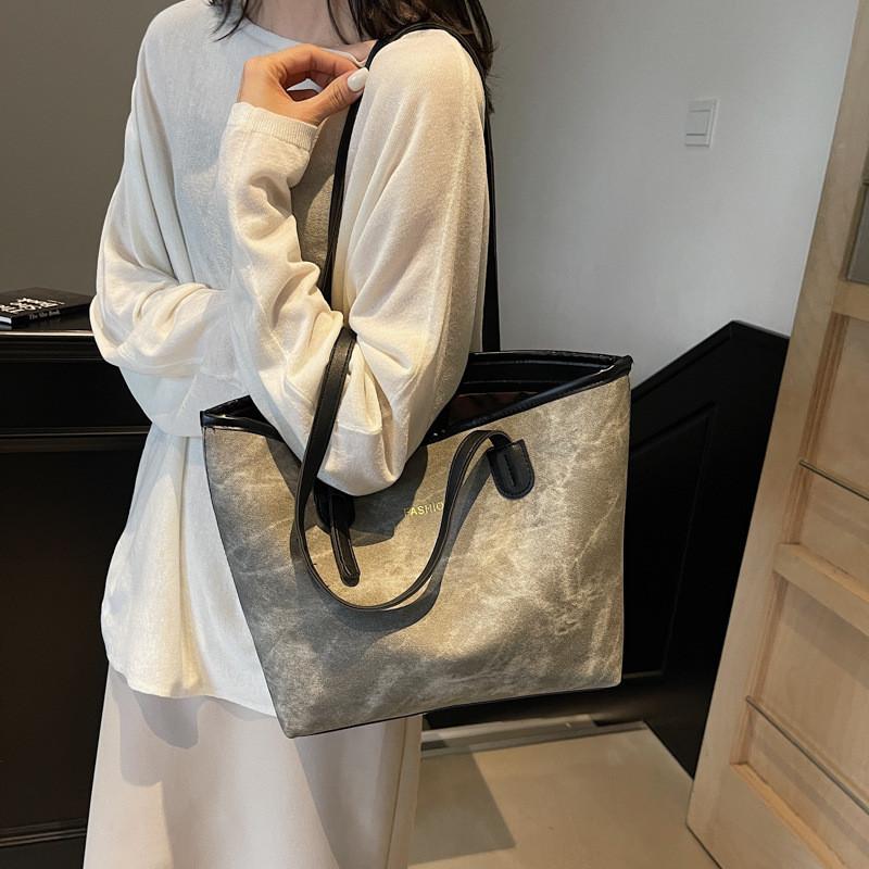 Large Pu Elegant Tote Bag With Zipper And Inner Pocket Ideal For University And Outings Daily