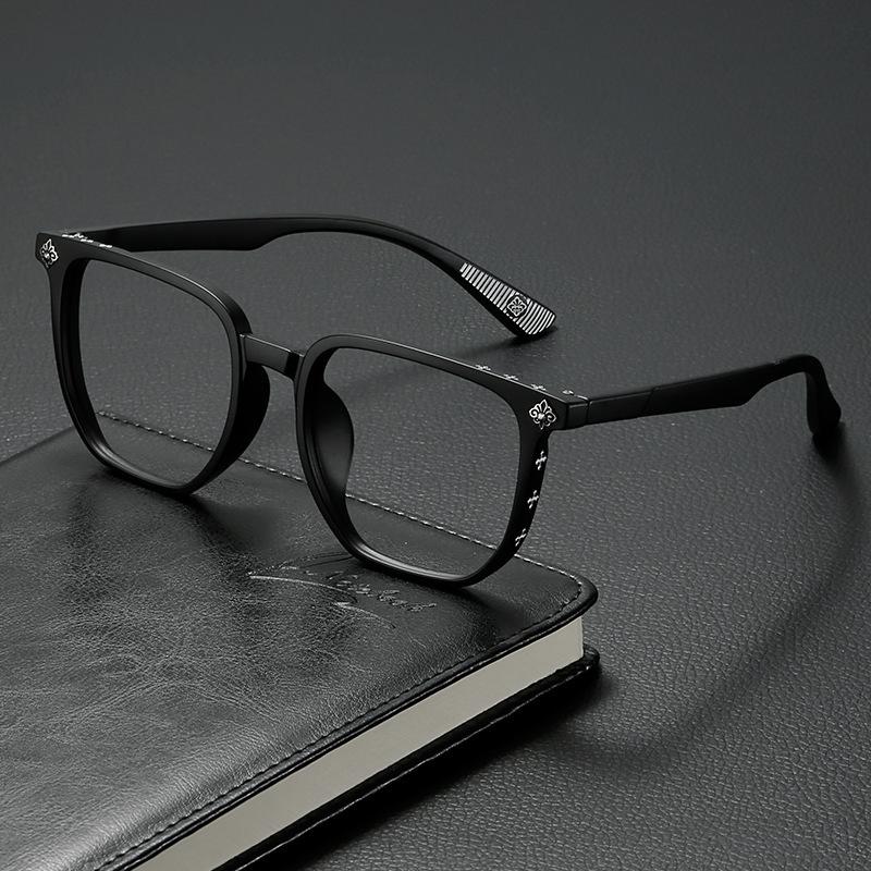 Fashion Black Frame Glasses Retro Square Anti-blue Light Flat Glasses Lightweight Non-Prescription Eyewear UV Protection Lenses