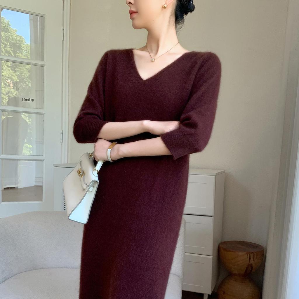 Women's Mid-length V-neck Cashmere Sweater Dress - Slim Fit, Medium Sleeves