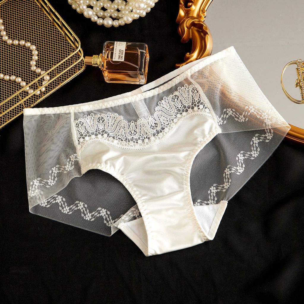 Light Luxury High-end Embroidered Mid Waist Panties with Lace Sexy and Breathable Triangular High Elasticity Satin Surface Women’s Panties
