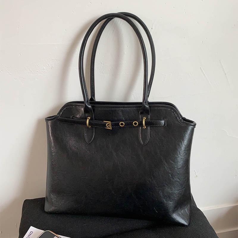 Autumn and winter portable commuter bag women's new large-capacity shoulder tote bag high-end underarm bag tide