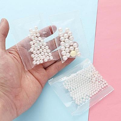 DIY Cremekleber: Imitationsperlen für selbstgemachten Schmuck und Haarnadeldekor