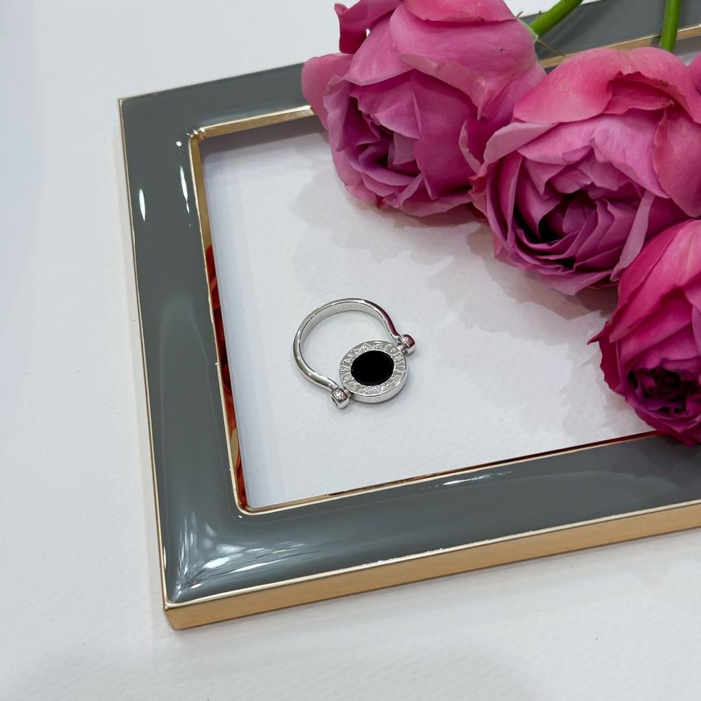 Silver Ring with Natural Onyx, Product Weight 4.49 G (2175544)