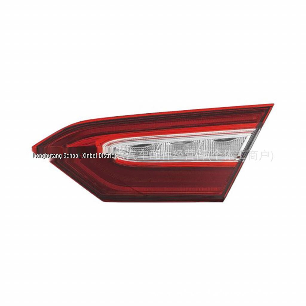 Toyota Camry 2018-2019 XSE US Taillight Assembly Flat Head 81580-06630 81590-0