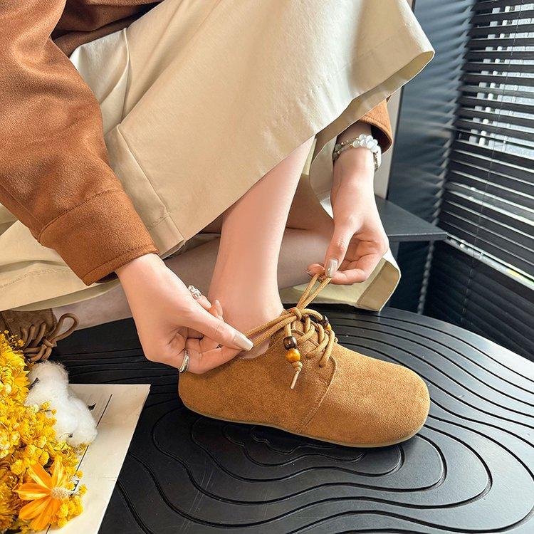 Platform-soled casual shoes women's 2025 autumn new soft-soled comfortable, lightweight and versatile all-inclusive outer wear showing feet small