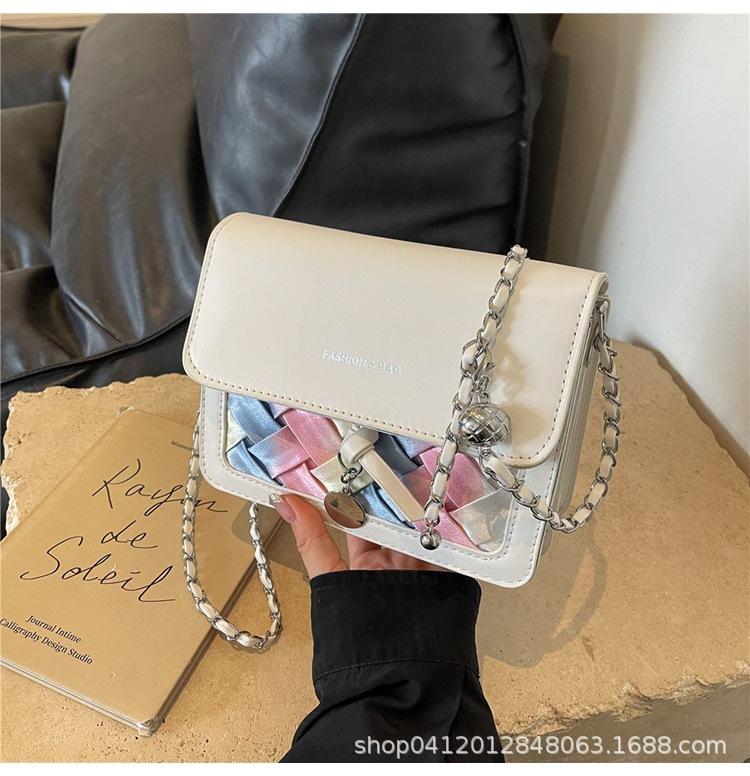 

Korean version of foreign style chain messenger bag 2025 new fashion niche shoulder small square bag Internet celebrity explosion commuter bag разноцветный