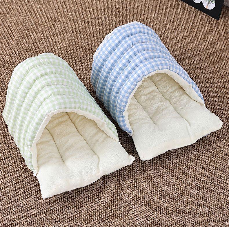 Warm Thickened Enclosed Pet Bed - Detachable, Washable Plaid for Cats & Dogs
