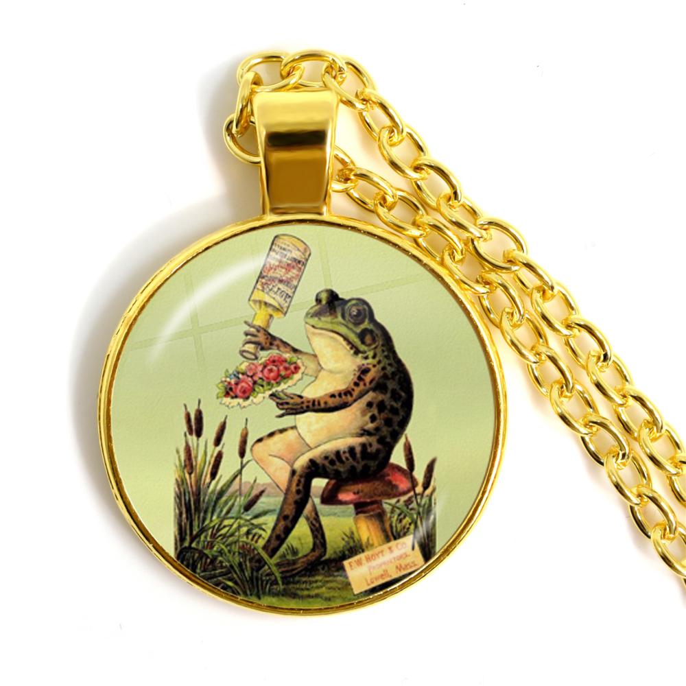 Handmade Vintage Frog Fairy Pendant Necklace Glass Cabochon Fashion Women Charm Jewelry Necklaces and Chains Female