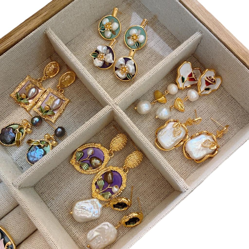 Medieval Baroque Pearl Earrings French Oil Painting Frame Flower Stud Earrings Court Style Light Luxury Retro Literary Earrings