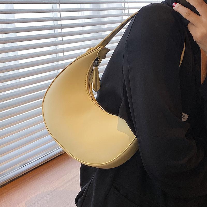 French Niche Women's Armpit Bag Autumn and Winter New Shoulder Bag Versatile High-quality Fashion Bag