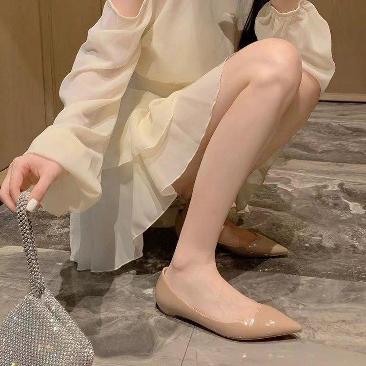 [Ushilai] French Nude Patent Leather Flats Women's New Pointed Versatile Commuter Shoes In Summer 2025