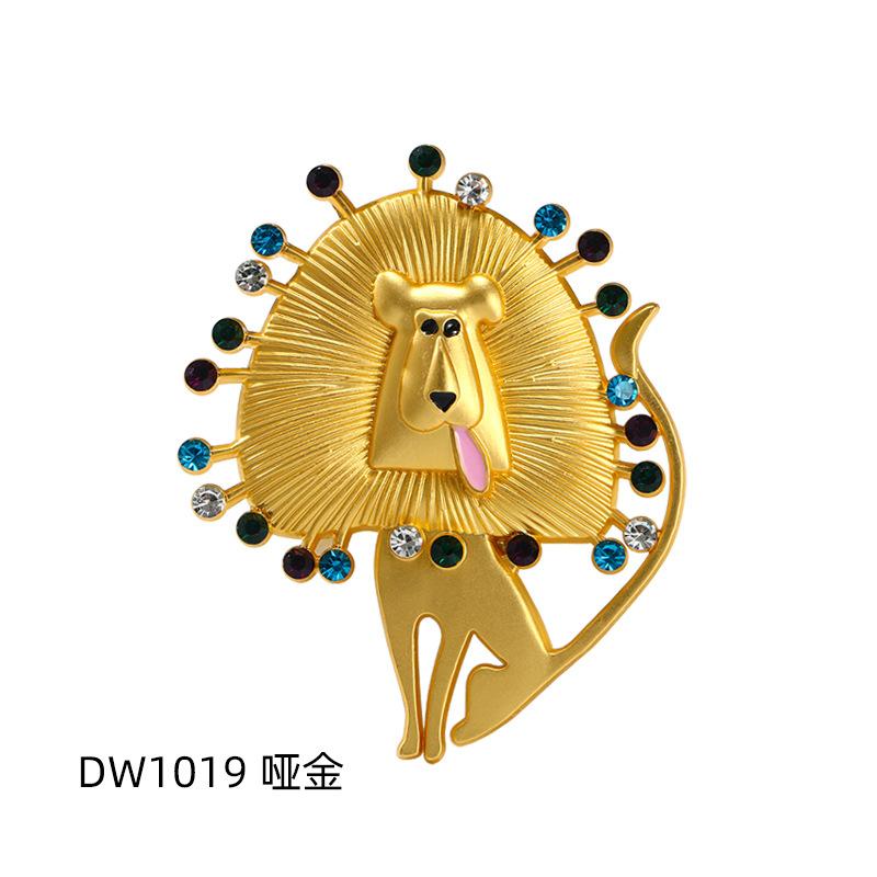 Retro Golden Lion Brooch Temperament High-end Men's Suit Accessories Animal Pin New Environmentally Friendly Corsage