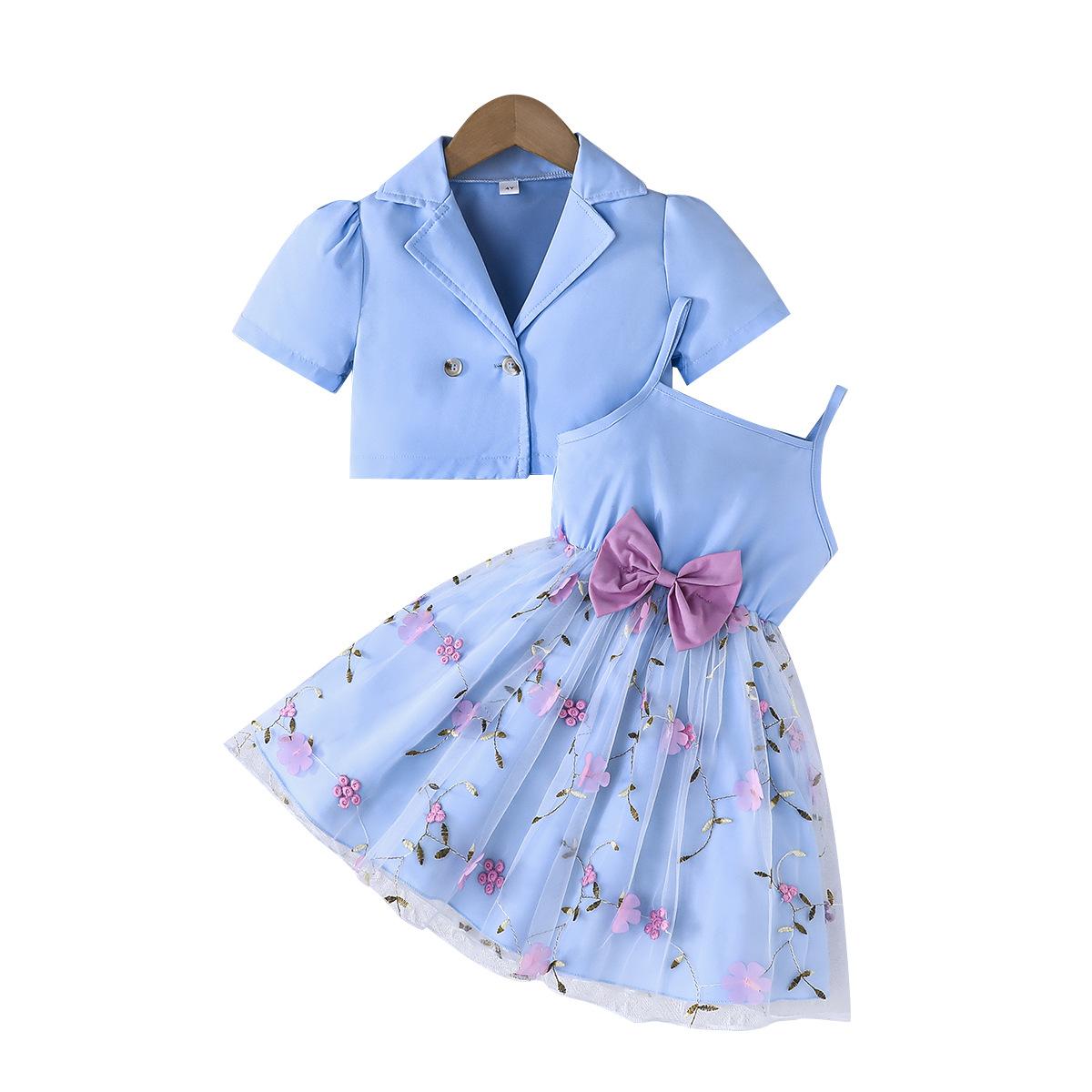 

Модное платье для девочек 2025 года, летнее детское милое однотонное короткое пальто + сетчатое платье-комбинация с цветочной вышивкой 4Y