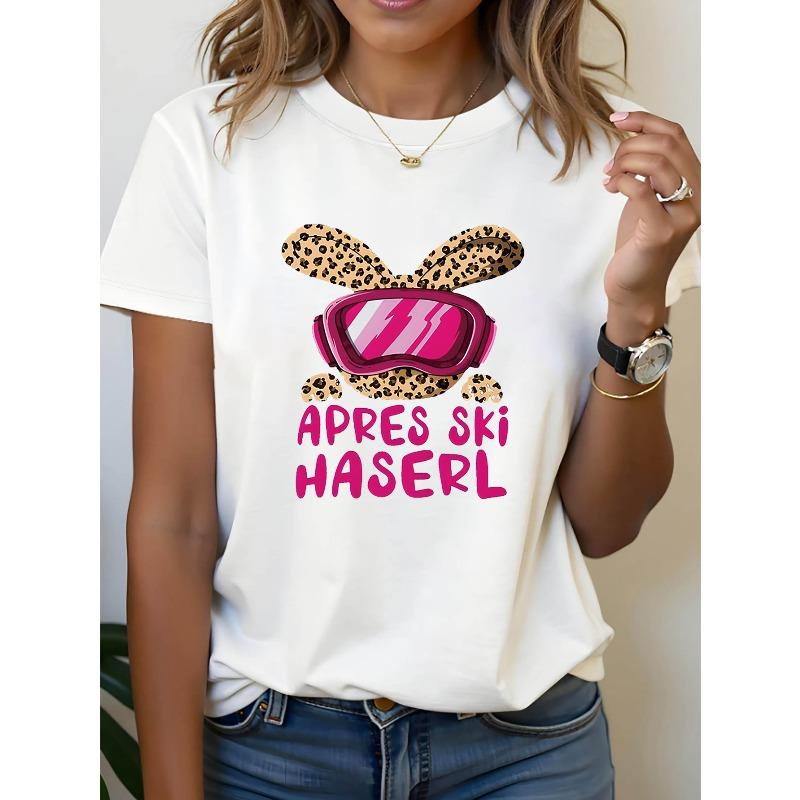 

A Stylish Casual Round-Neck T-Shirt for Women Featuring a Playful Rabbit Design with Leopard Print Ears And Ski Goggles, Perfect for Spring And Summer S белый