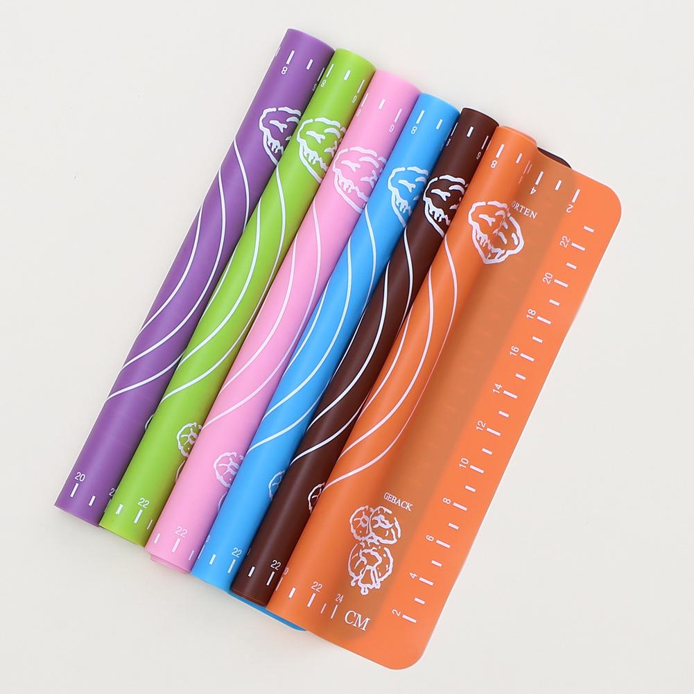 Silicone Kneading & Baking Mat - Heat-Resistant, Thick, Ideal for Dough, Noodles & Cutting