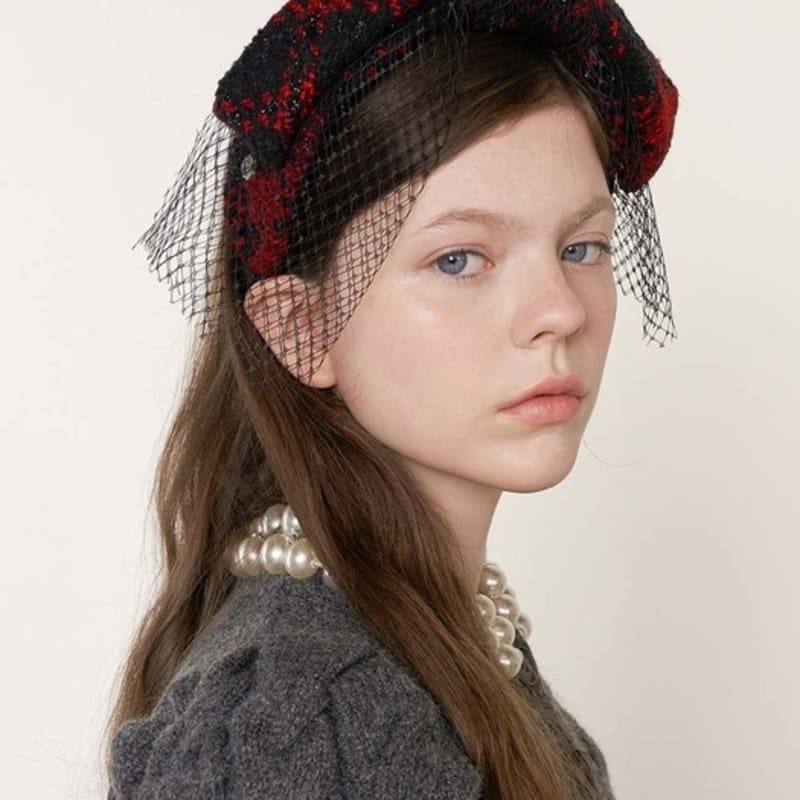 

Коричневая шляпа [ободок] Кружевной кролик - Signature Red