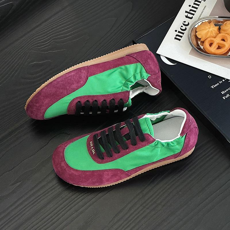 

Super soft and breathable leather cloth flat-bottomed German training shoes for women s spring and summer new round head ugly cute sports ForrestGump 40 зелений