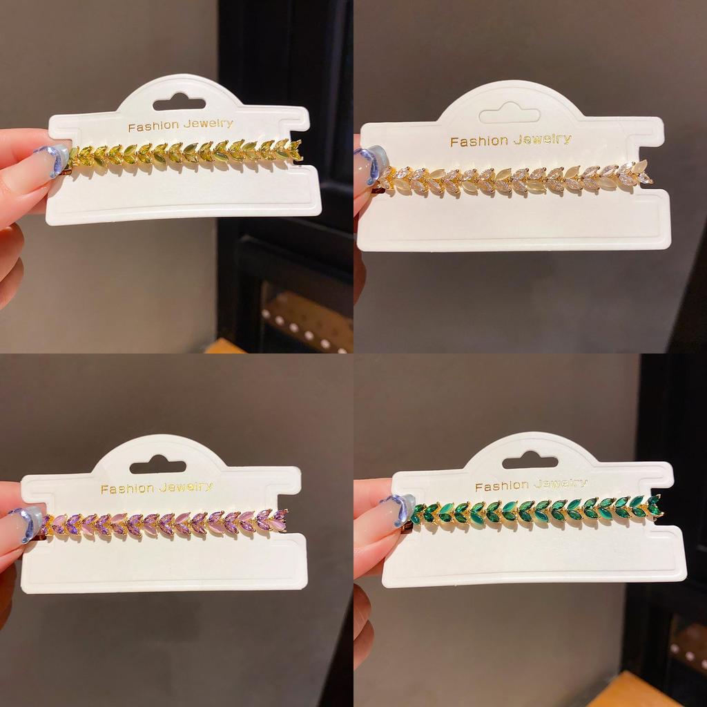 Light Luxury Zircon Flower Bracelet For Women With Copper Material And Wheat Pattern