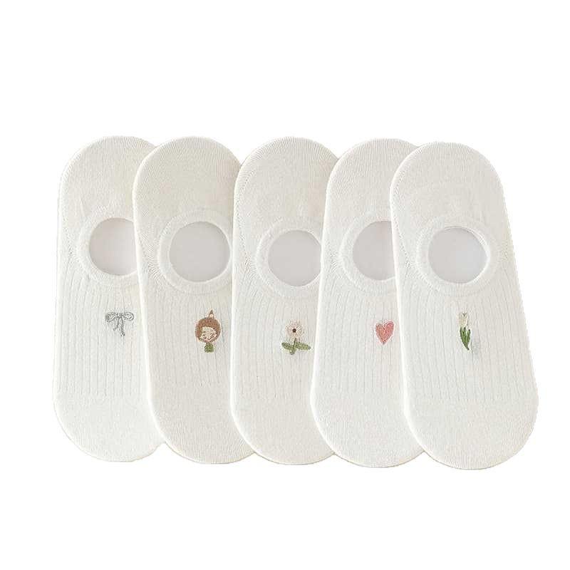 Women's Spring and Summer Thin Sweet Cartoon Embroidered Silicone Non Slip Bow Breathable Boat Socks