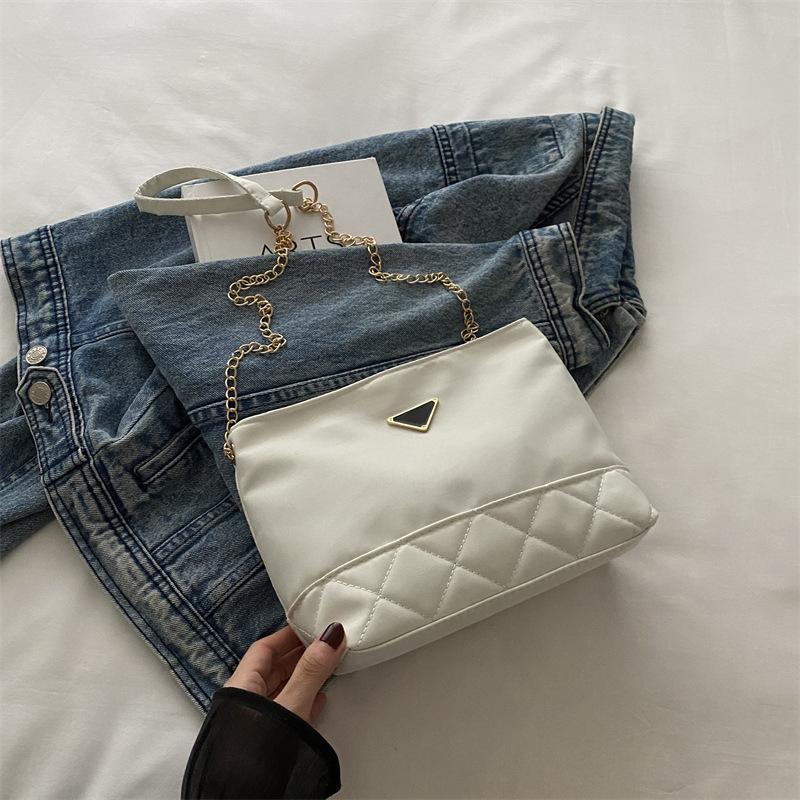 Women's Bag New Fashionable Simple Literary Style Casual Shoulder Bag Simple Fashionable Commuting Small Square Bag Women