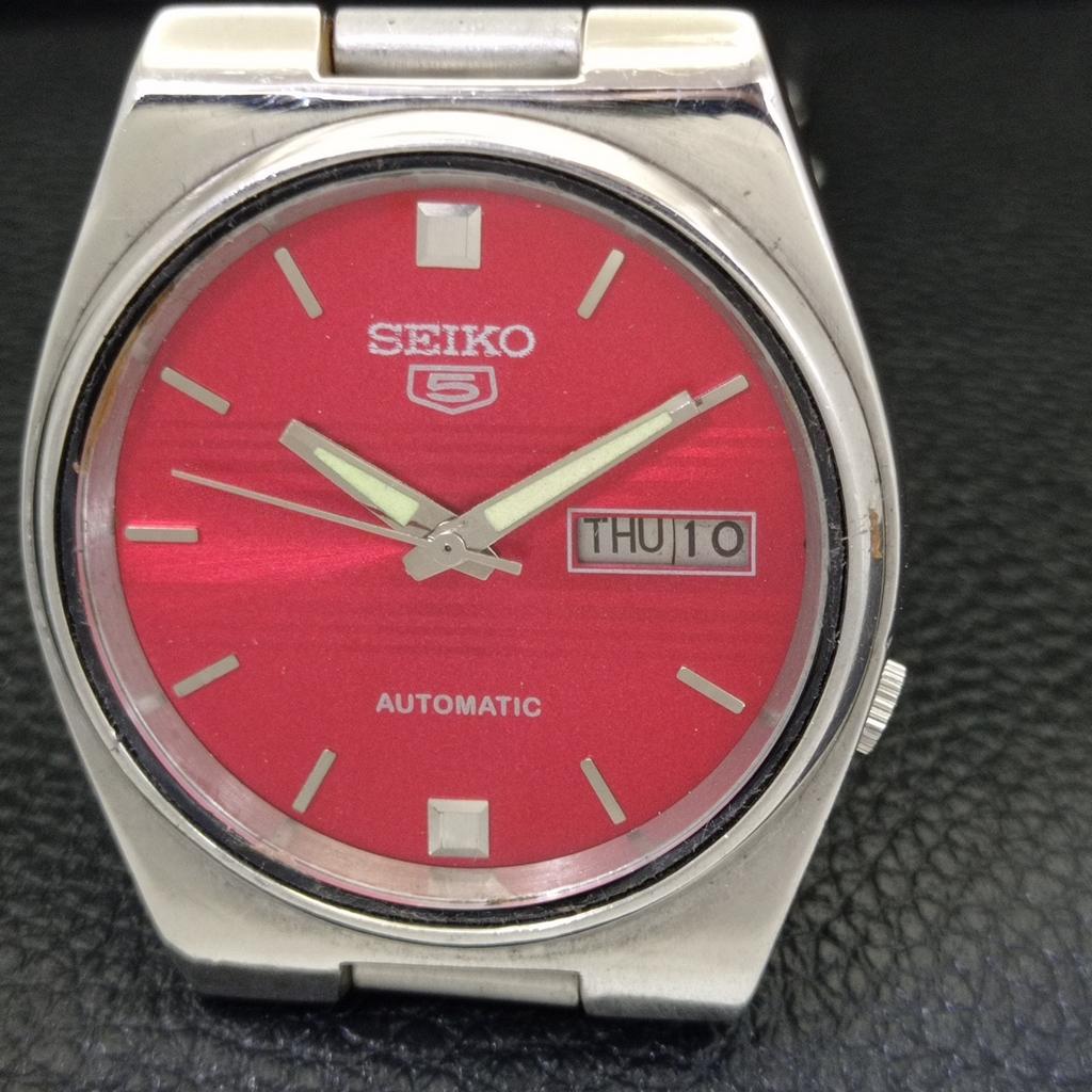 GENUINE VINTAGE SEIKO 5 AUTOMATIC JAPAN 7009A MENS RED DIAL WATCH a701400-5 R206a-a701400